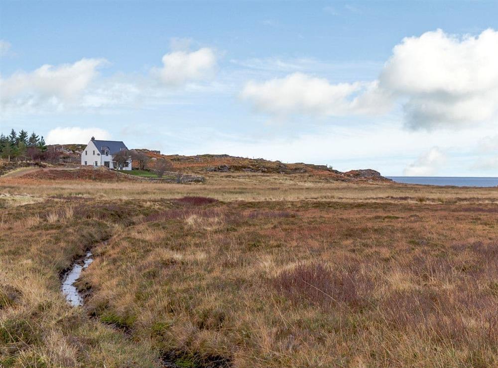 Setting (photo 2) at Cliff Cottage in Applecross, near Strathcarron, Ross-Shire