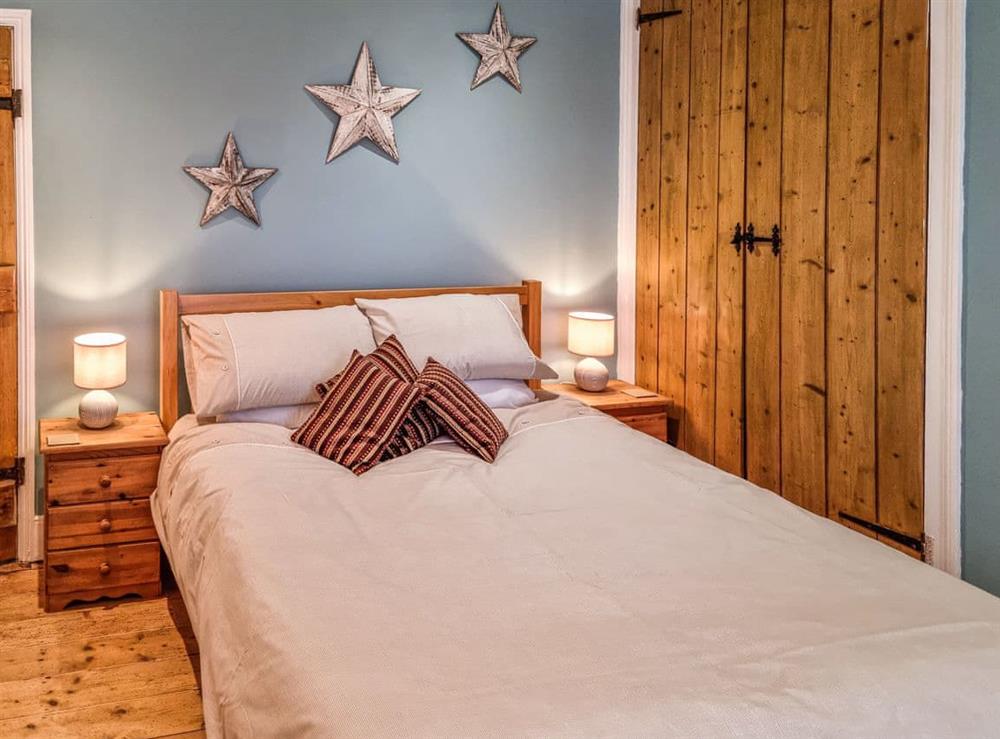 Double bedroom at Cliff Cottage in Horns Cross, near Bideford, Devon
