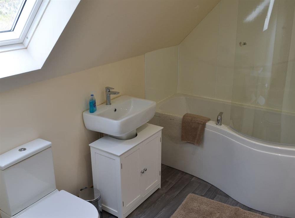 Bathroom at Cliff Cottage in Kyle of Lochalsh, Ross-Shire