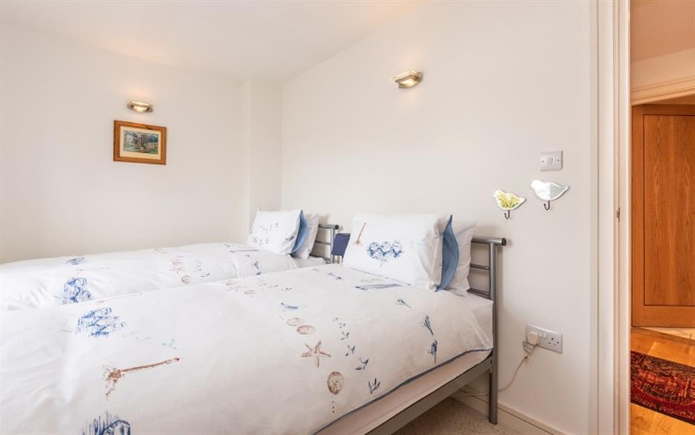 Twin beds at Cliff View in Seaton