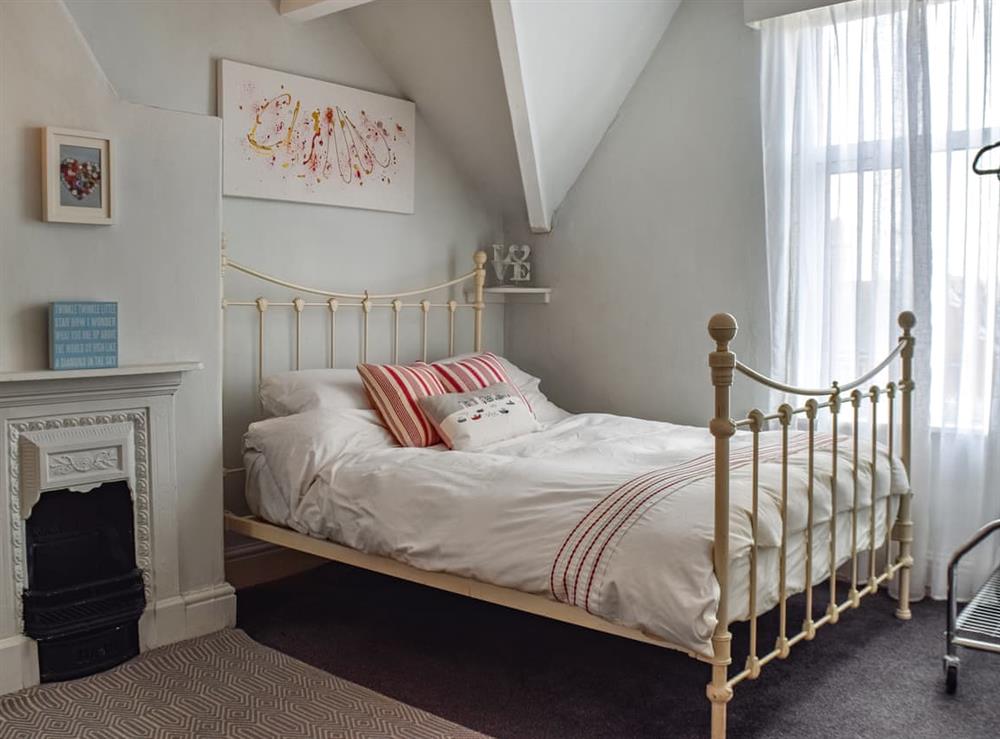 Double bedroom (photo 3) at Clifton Lodge in Lytham, Lancashire