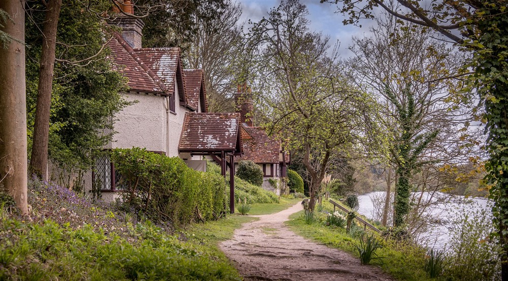 The riverside path to Cliveden Ferry Cottage and Cliveden New Cottage, Berkshire at Cliveden New Cottage in Nr Maidenhead, Berkshire