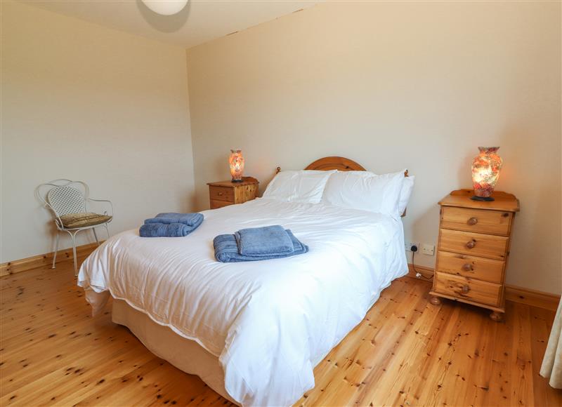 One of the bedrooms (photo 2) at Cloughoge House, Kilrush