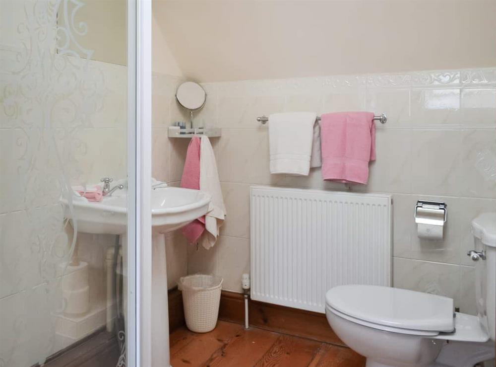 Bathroom at Clover Cottage in Tetney, near Cleethorpes, Lincolnshire