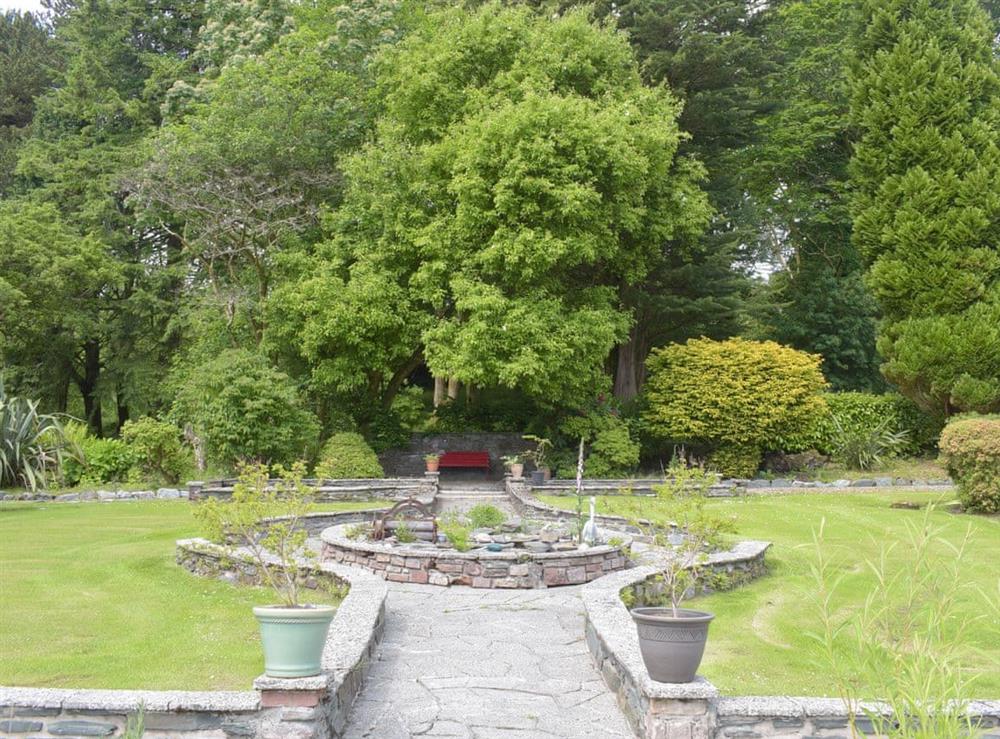 Garden and grounds (photo 3) at Cluniter Cottage in Innellan Dunoon, Argyll