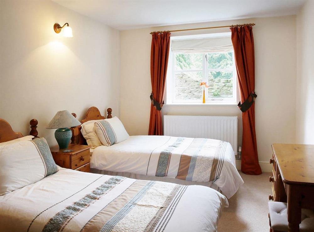 Twin bedroom at Coach House in Abbey Dore, near Ewyas Harold, Herefordshire