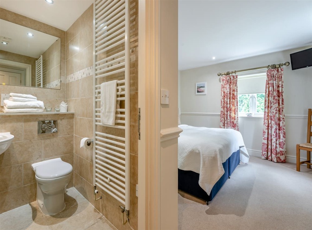 En-suite at Coach House in Doxford, near Embleton, Northumberland