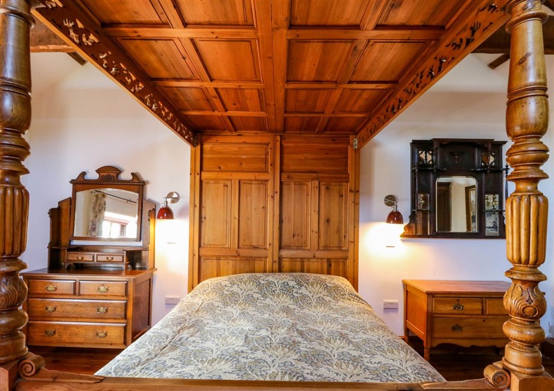 A bedroom in Coach House at Coach House, Llangrannog
