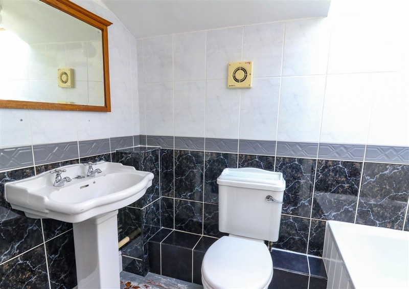 The bathroom (photo 2) at Coach House, Llangrannog