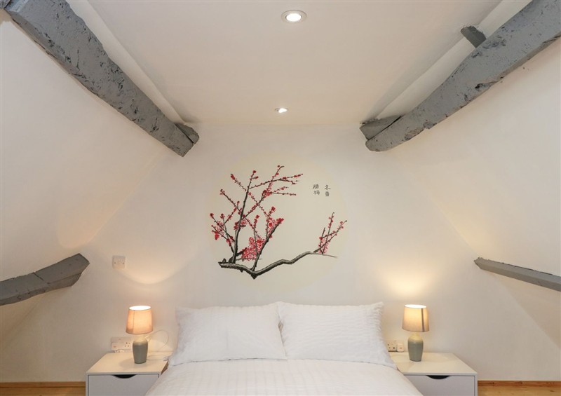 A bedroom in Coach House at Coach House, Royal Wootton Bassett