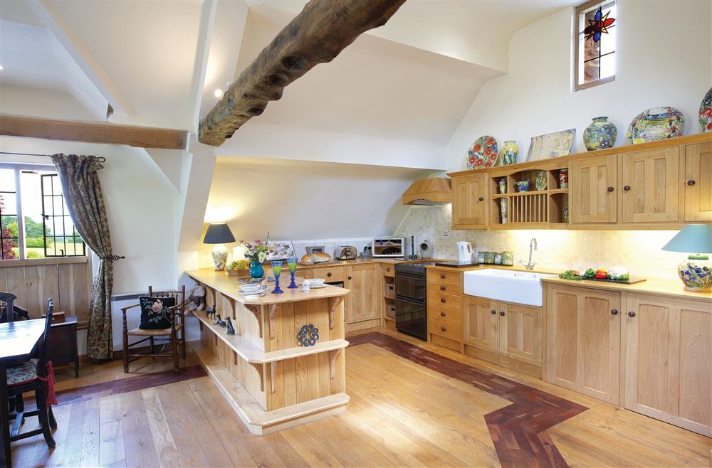 Open-plan kitchen area at Coach House (Worcestershire), Fishpools