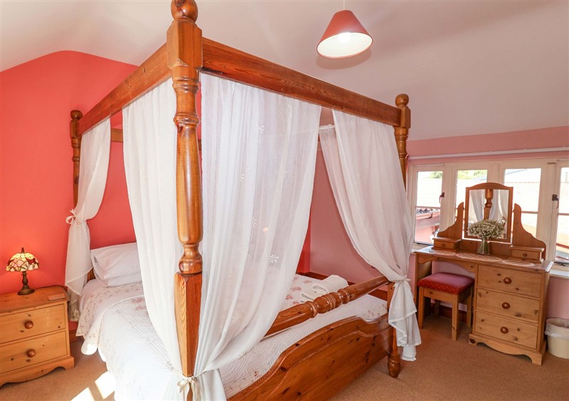 One of the 3 bedrooms at Coachmans Cottage, Ipswich