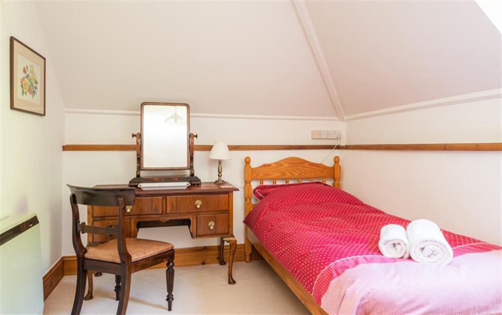 Twin room at Coachmans Cottage in St Kew