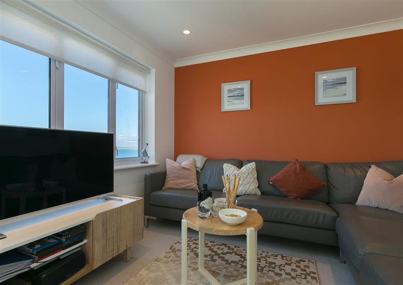 The living room at Coastal Breeze, Carbis Bay