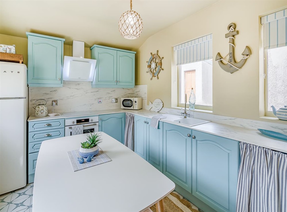 Kitchen/diner (photo 4) at Coastaway in Fraserburgh, Aberdeenshire