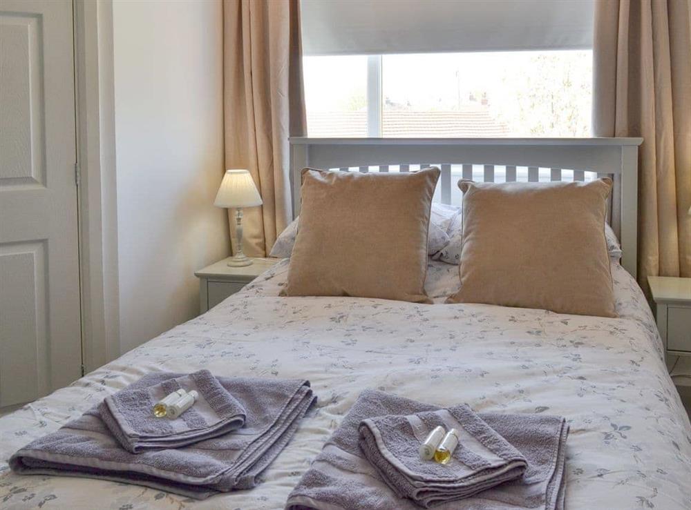 Comfortable double bedroom at Coasters Retreat in Bridlington, North Humberside