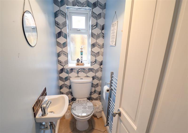 This is the bathroom at Coastguard Cottages, East Riding