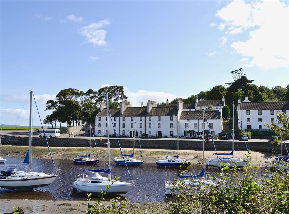 Photos of Cobble Cottage, Cramond Village, Edinburgh, Midlothian