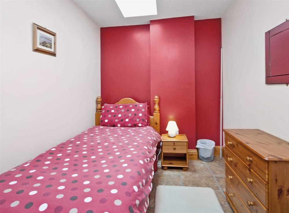 Single bedroom at Cobble Cottage in Filey, North Yorkshire