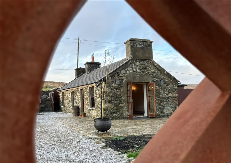 Outside (photo 2) at Cobble Stone Cottage, near Leabgarrow