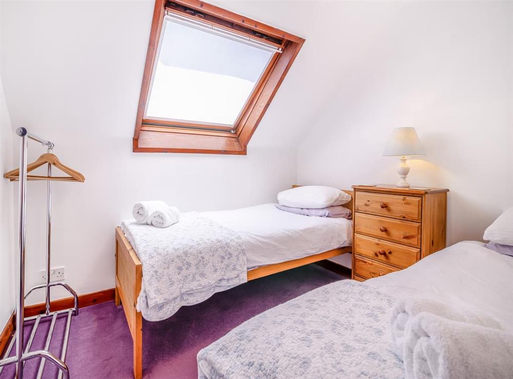 Twin bedroom at Cobbles Cottage in Talgarth, Powys