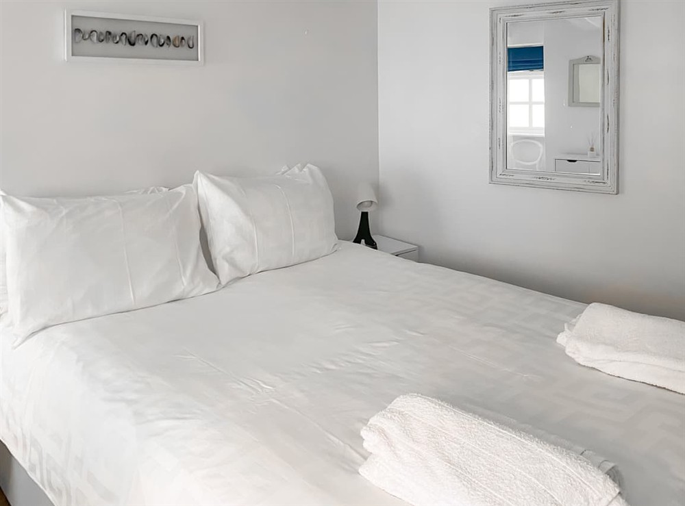 Bedroom (photo 2) at Cobblestones in St Mawes, Cornwall