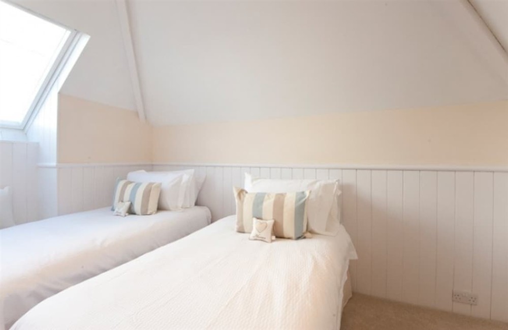 Bedroom (photo 6) at Cobblestones in St Mawes, Cornwall