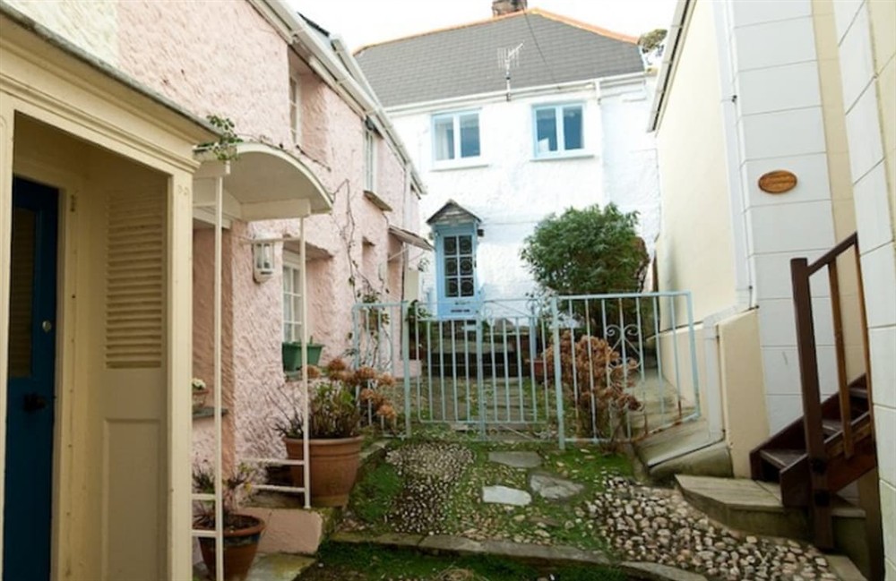 Exterior (photo 3) at Cobblestones in St Mawes, Cornwall