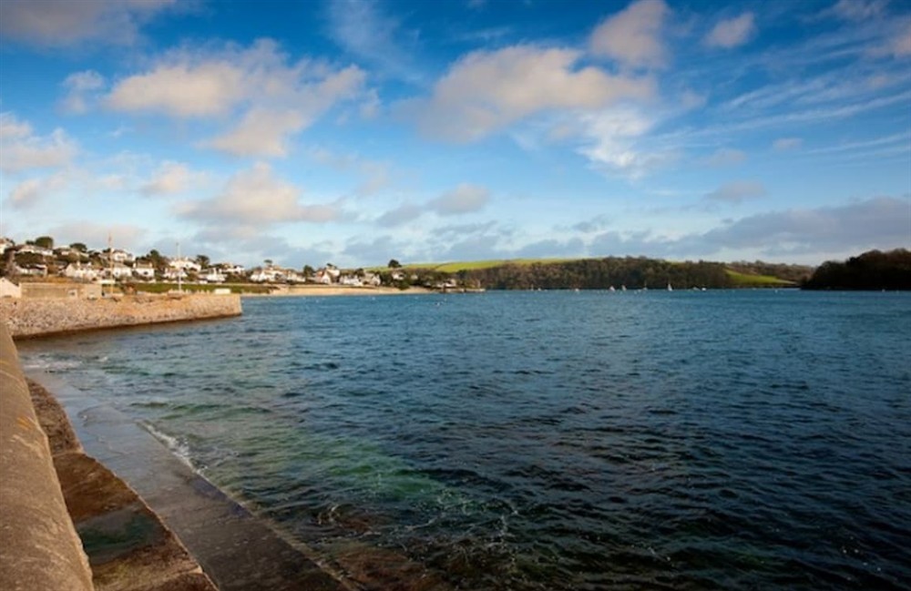 Outdoor area (photo 2) at Cobblestones in St Mawes, Cornwall