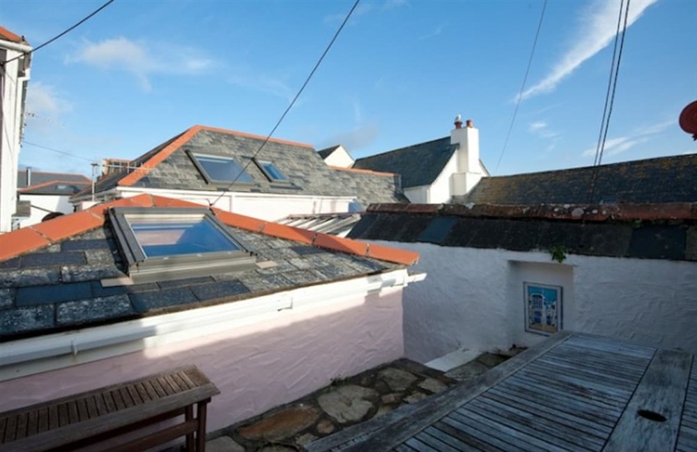 Outdoor area at Cobblestones in St Mawes, Cornwall