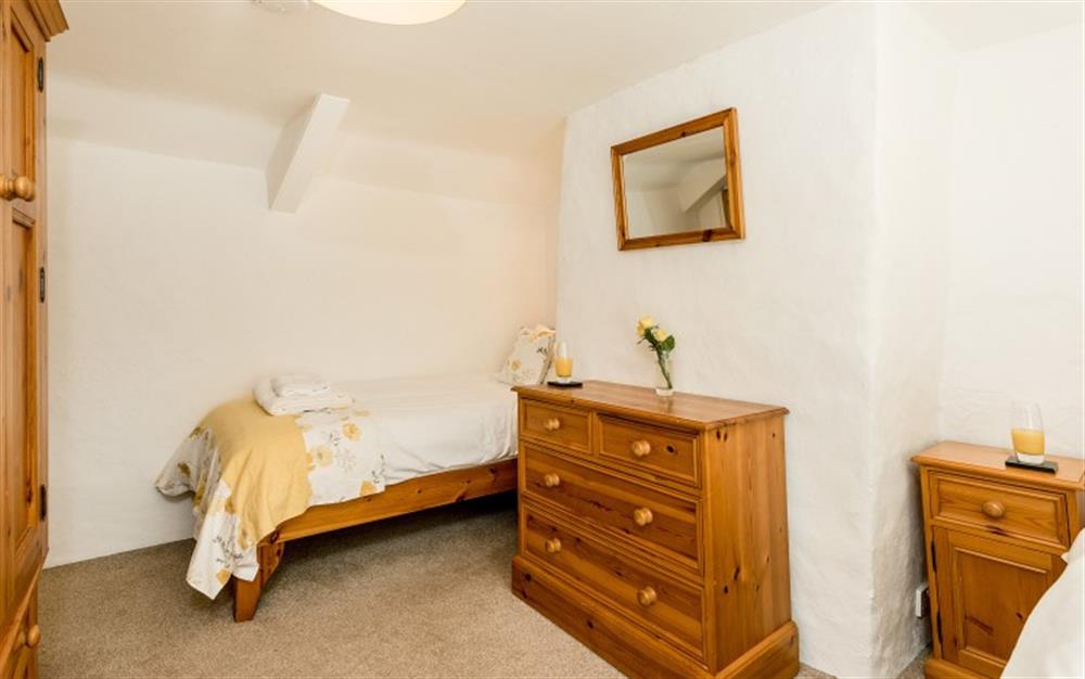 Another picture of the twin room at Cocks Cottage in St Teath