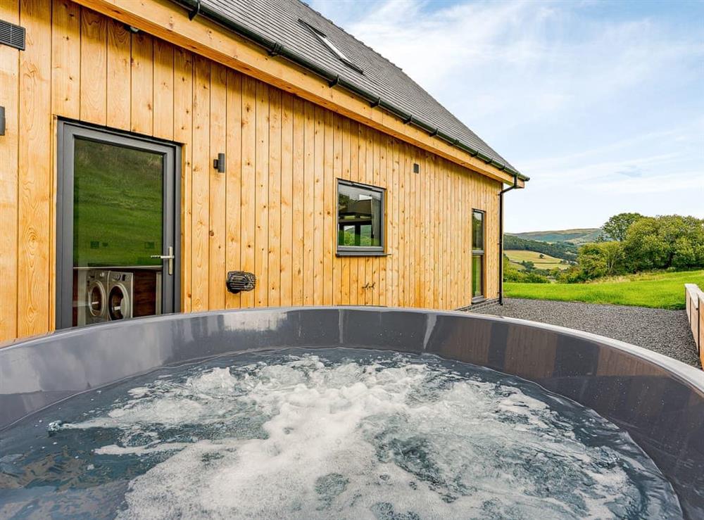 Hot tub at Coed y Pentre in Carno, Powys