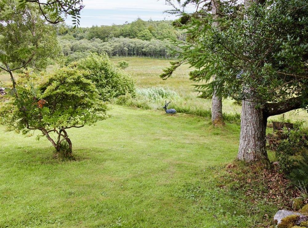Use of 5½ acres of the owner’s grounds at Coelard Farmhouse in Appin, Argyll., Great Britain