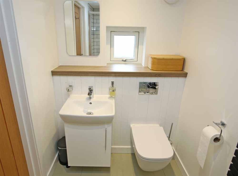Shower room at Coig Claddach Valley in North Uist, Isle Of North Uist