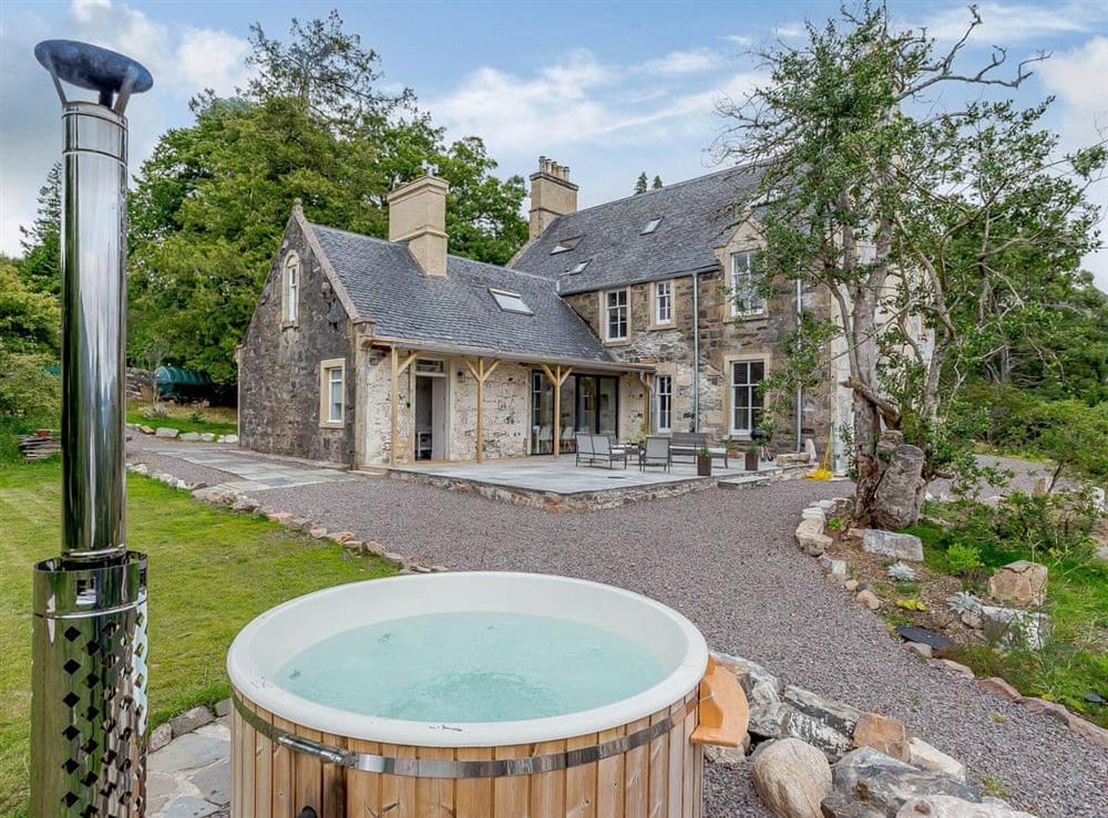 Hot tub at Coillemore House in Balmacara, near Kyle, Ross-Shire