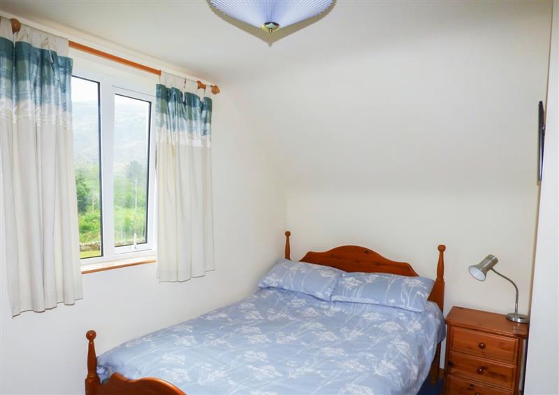 Double bedroom (photo 2) at Colbha Cottage, Magherawarden near Portsalon, County Donegal