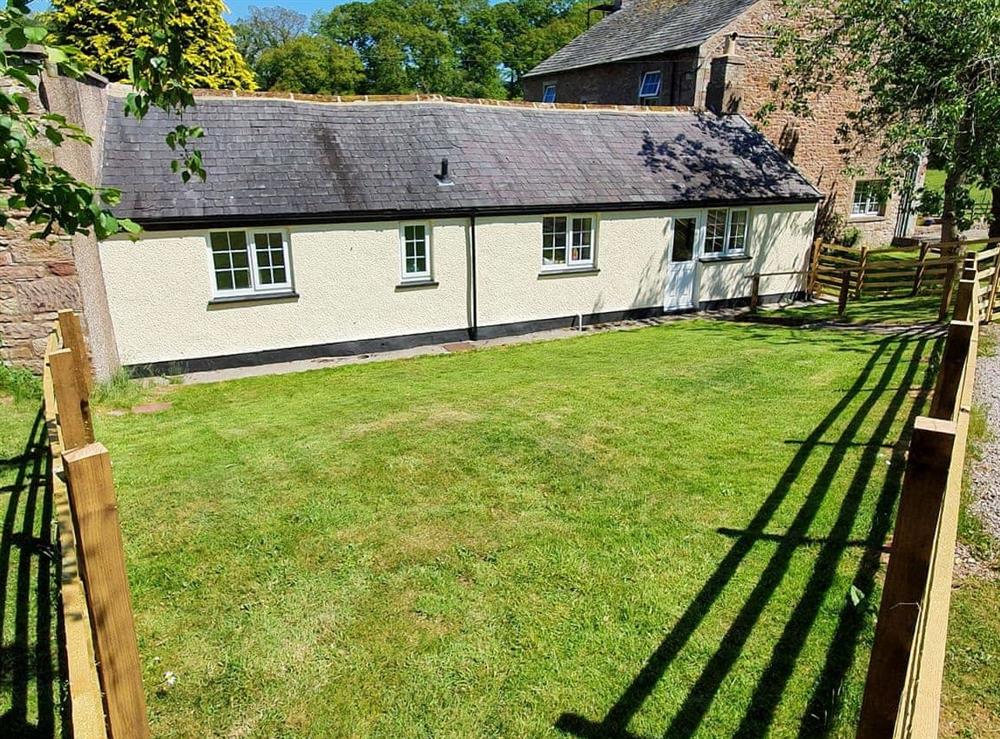Welcoming single storey property at Colby Hall Cottage in Colby, near Appleby-in-Westmorland, Cumbria