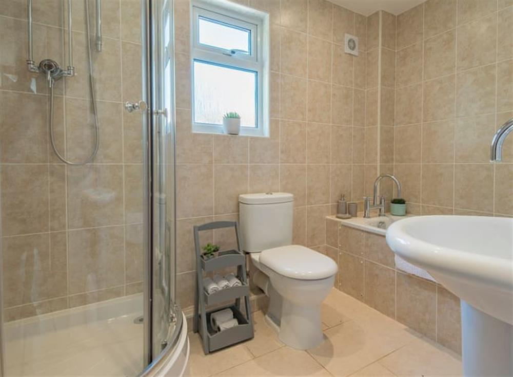 Bathroom at Cold Blow Cottage in Hastingleigh, Ashford, England