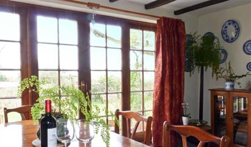 The dining room at Coles Cottage, Holsworthy