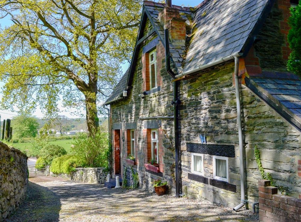 Delightful holiday home at Colomendy Lodge in Corwen, Denbighshire