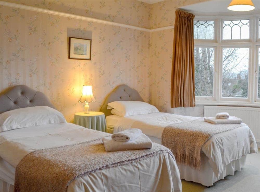 Delightful twin bedroom at Colville House in Helmsley, North Yorkshire