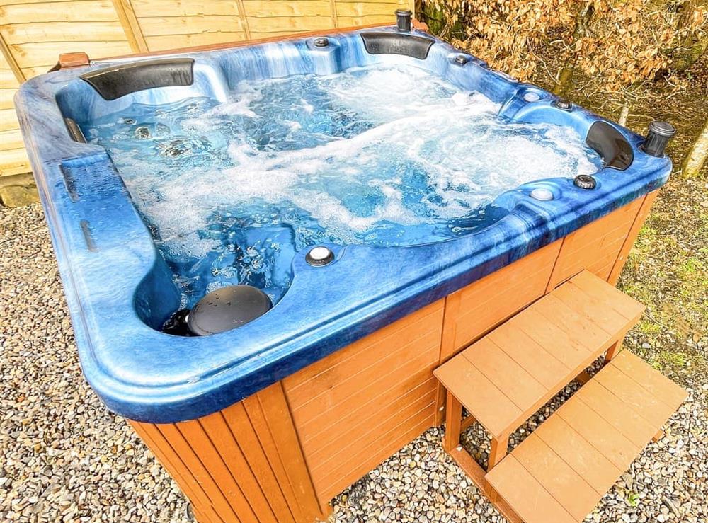 Hot tub at Colzium Farmhouse in Kirknewton, near Edinburgh, West Lothian