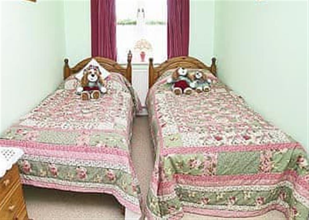Twin bedroom at Robin, 