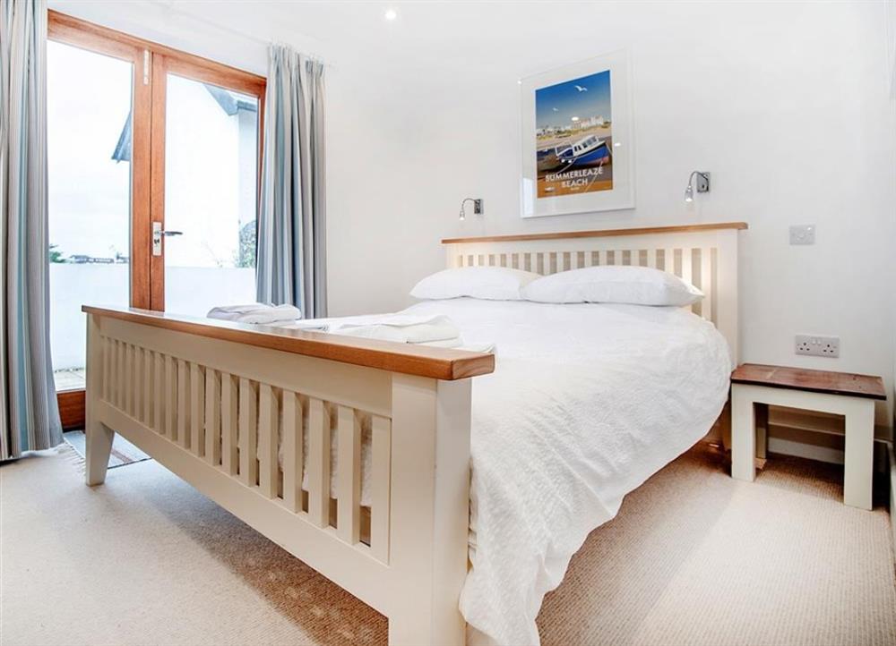 5ft double bedroom  at Combermere Cottage in Bude