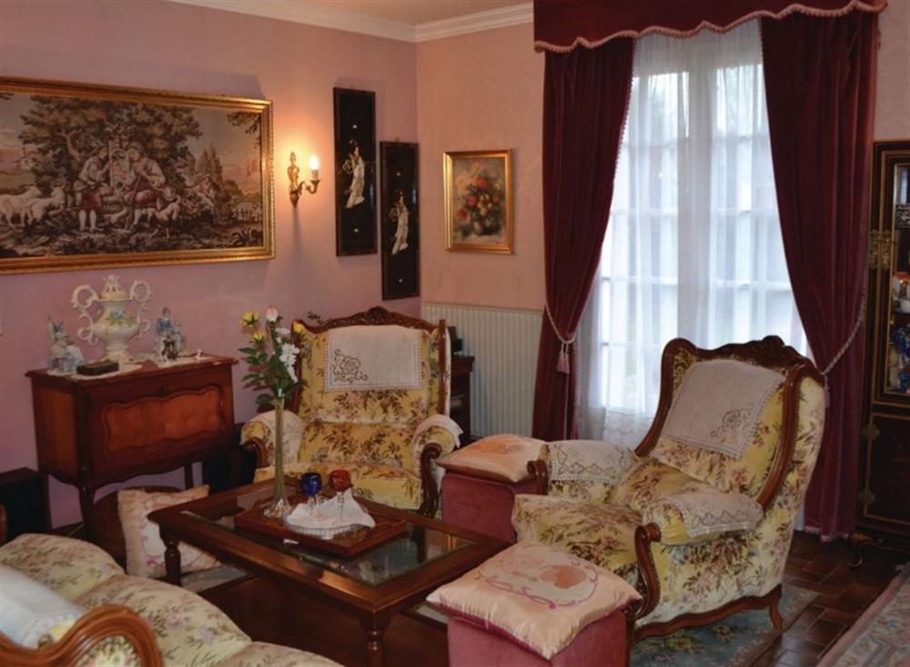 Living Room (photo 3) at Combrit in Combrit, France
