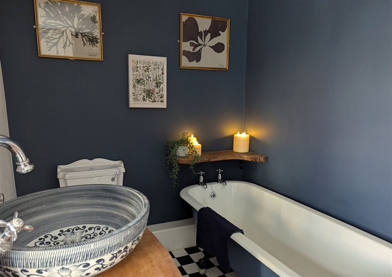This is the bathroom at Compton House, Llanfyllin