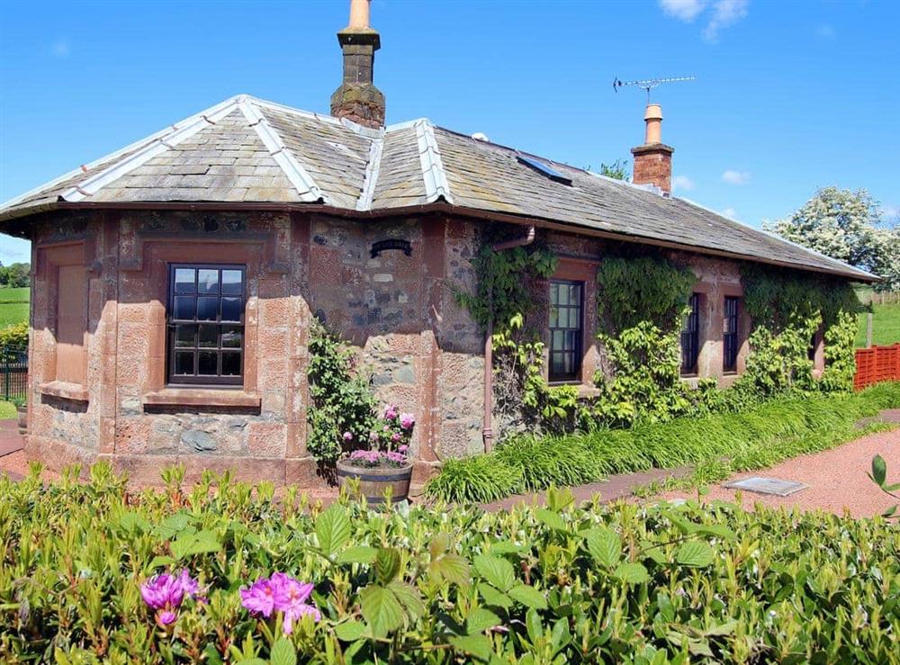 Exterior (photo 2) at Conheath Gatelodge Cottage in Glencaple, Dumfries., Dumfriesshire