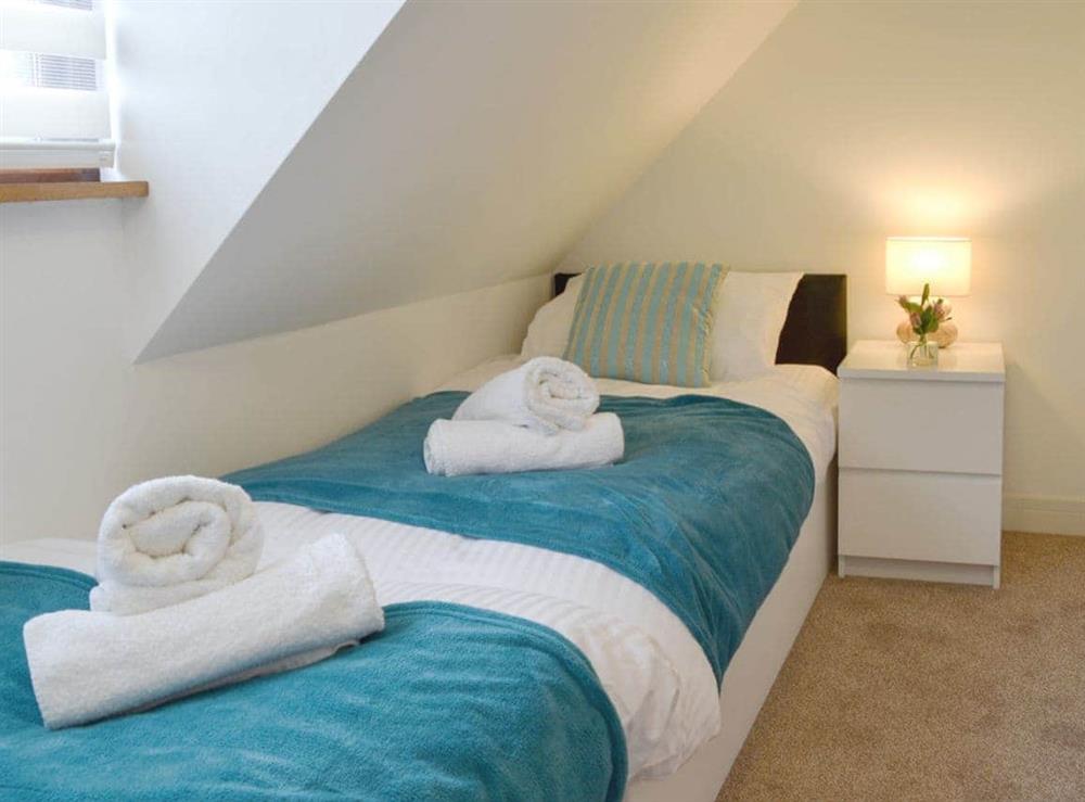 Twin bedroom at Coombe Wood Coach House in Hawkinge, near Folkestone, Kent