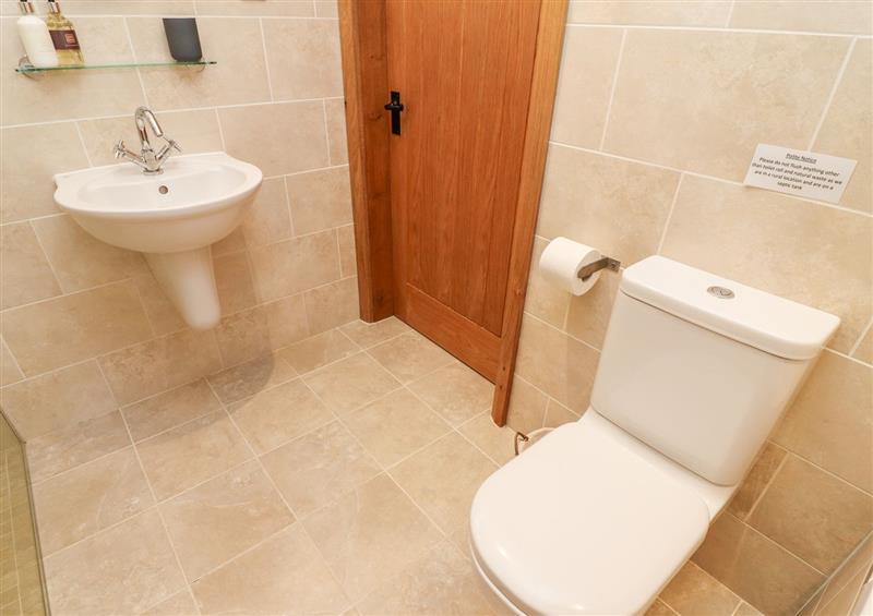 The bathroom (photo 2) at Coppa Hill Barn, Ingleton