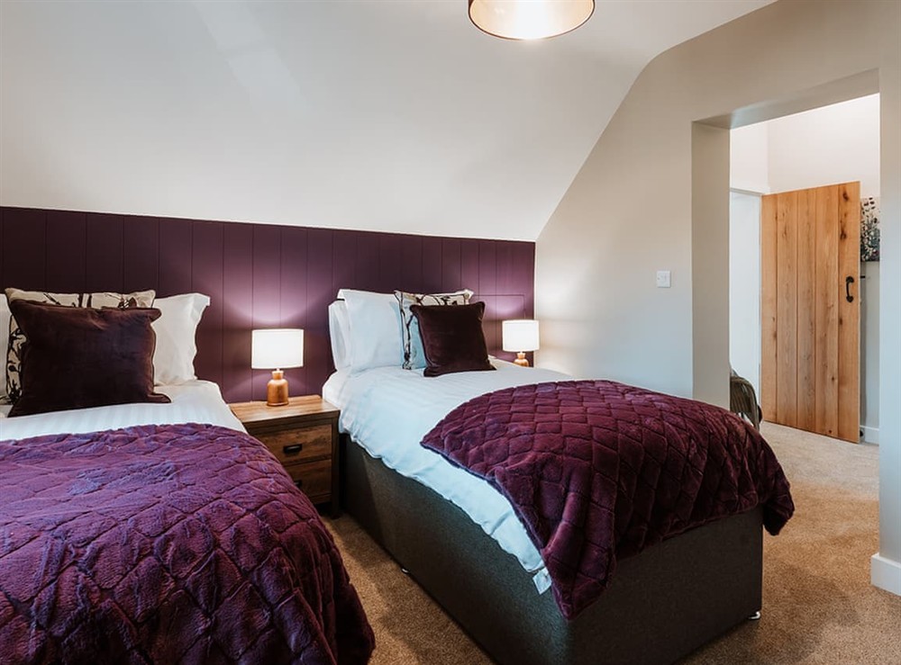 Twin bedroom